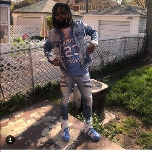 Meet your Posher, Emonnie